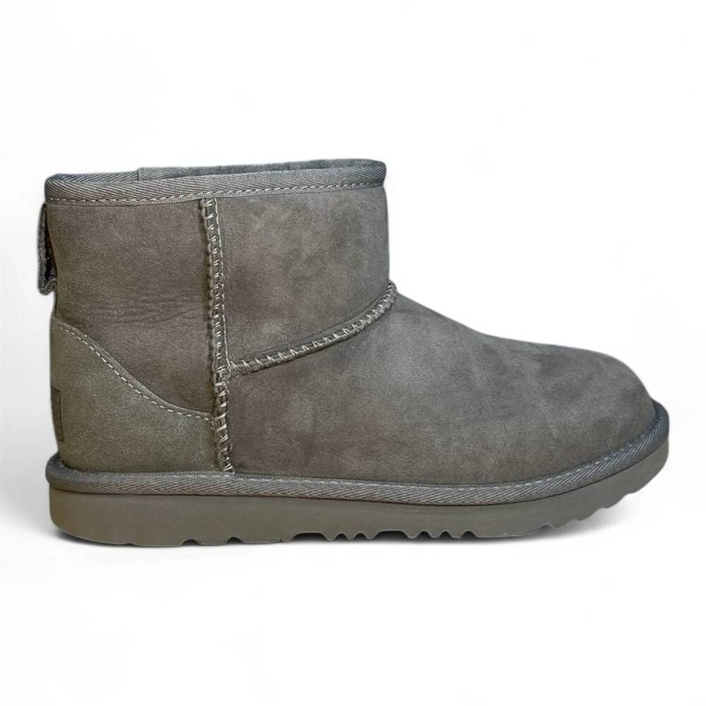 NEW UGG girls classic mini ii boots in grey